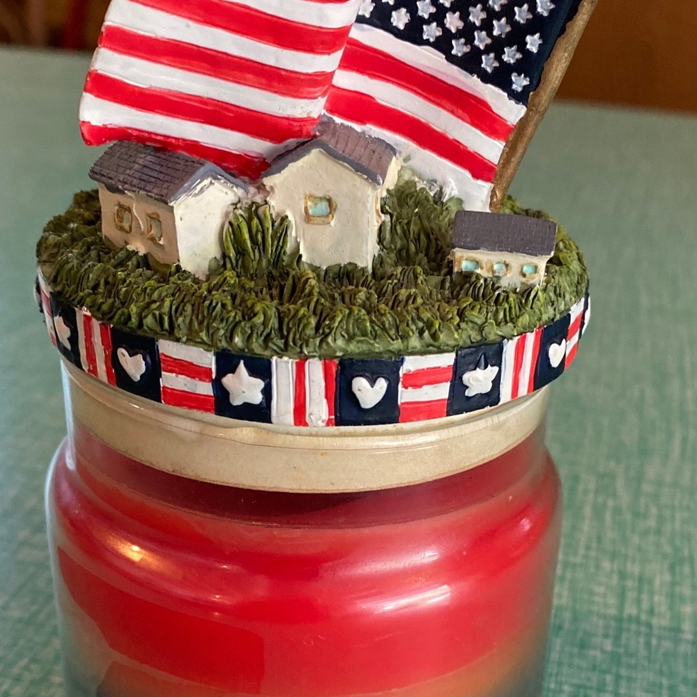 Decorative candle
